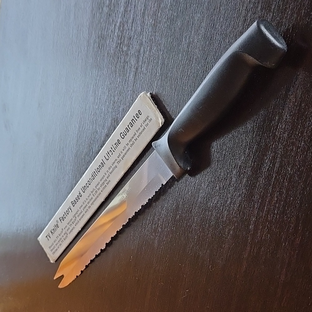 Vintage TV Knife Company Stainless Steel Serated Carving Knife